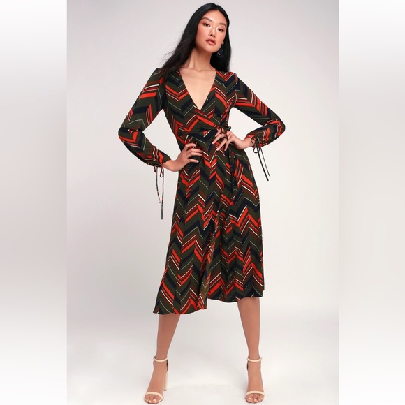 Dress - Picture 1 of 6